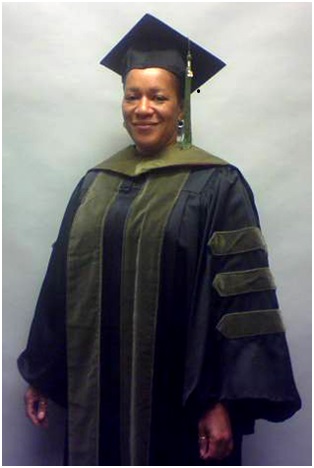 Faculty/Staff Doctor Cap, Gown, Tassel Rental