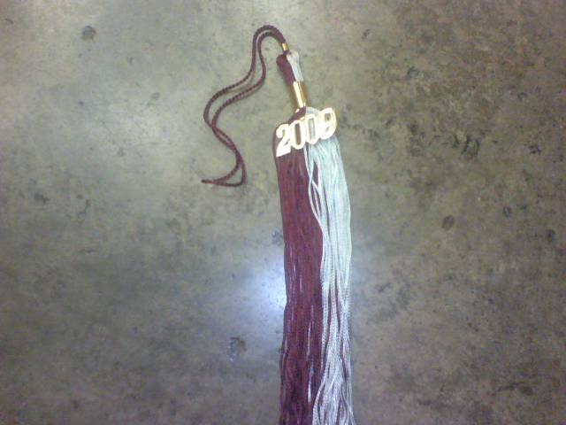 Souvenir Maroon + Silver Tassel